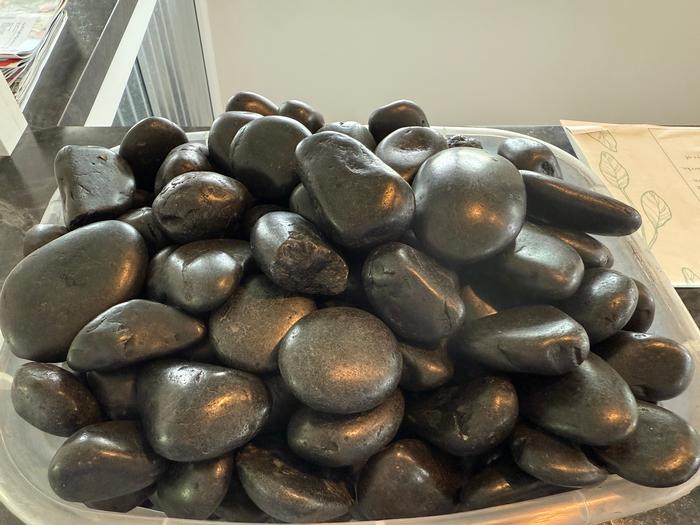 Hardscaping - Yukon Valley Black River Stone