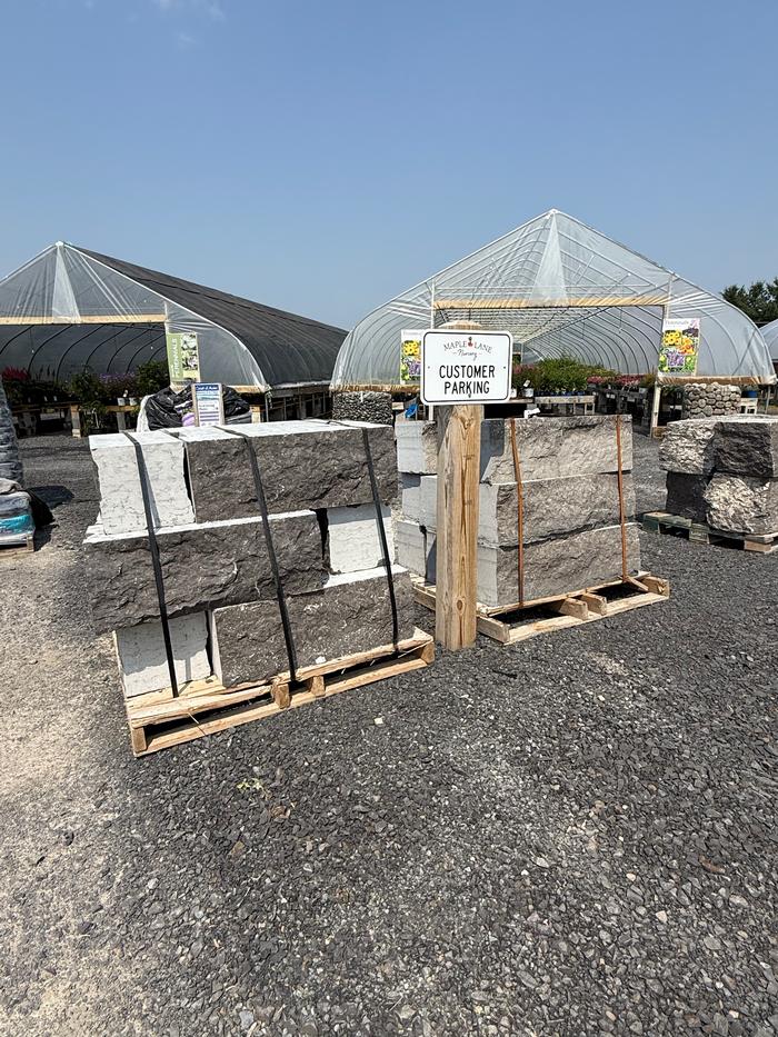 Hardscaping - Seneca Boulder Sawn 40